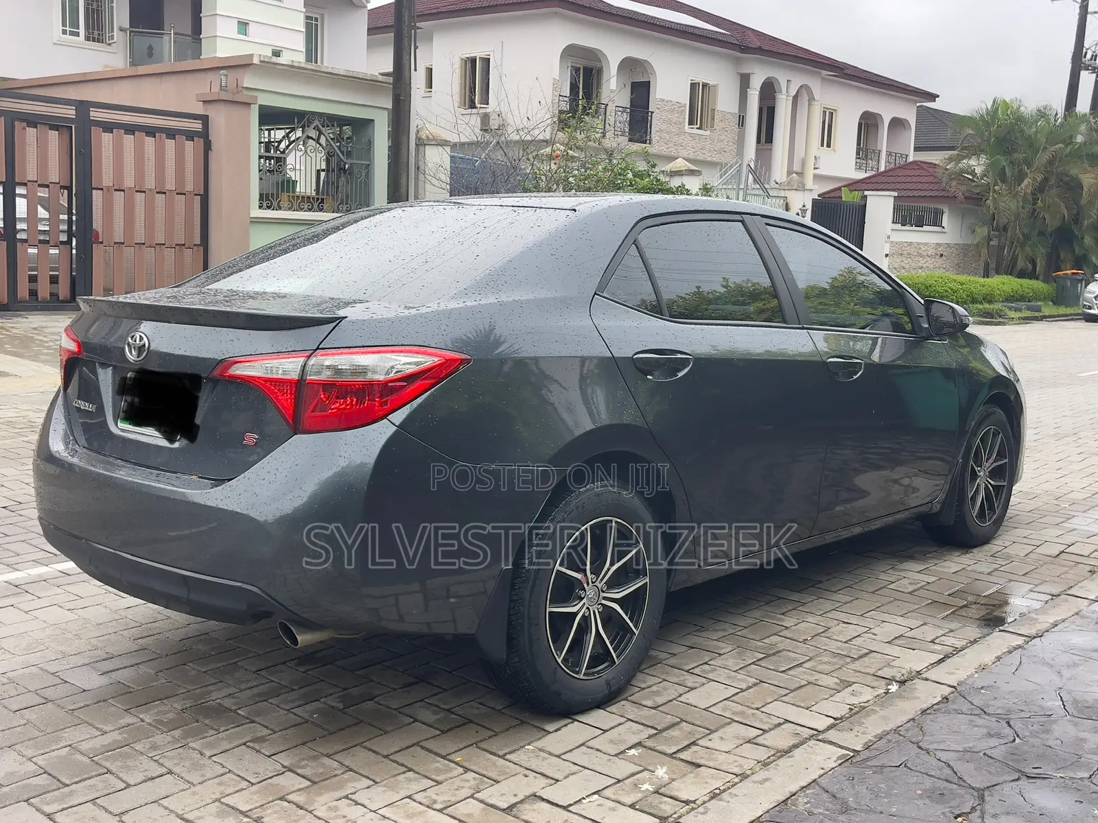 Toyota Corolla 2016 Gray