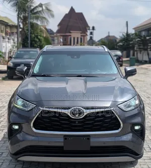 Toyota Highlander Platinum AWD 2020 Gray