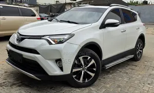 Toyota RAV4 Limited 4dr SUV (2.5L 4cyl 6A) 2018 Silver