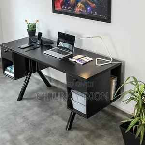 Cupio Desk (Executive Work Table)