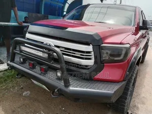 Toyota Tundra Limited 4dr CrewMax 4WD SB (5.7L 8cyl 6A) 2015 Red