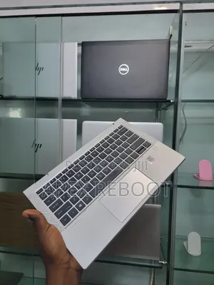 Laptop HP EliteBook 830 G7 16GB Intel Core i5 SSD 256GB