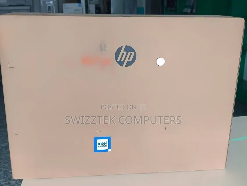 New Desktop Computer HP AiO 24 8GB Intel Core 3 SSD 512GB