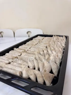Frozen Samosa and Spring Rolls / Small Chops