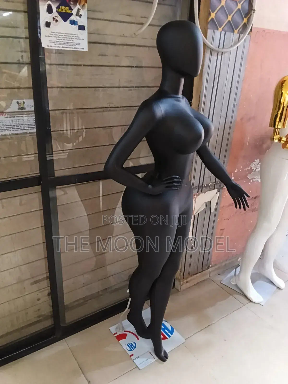 Mart Black Rebecca BBL Mannequin