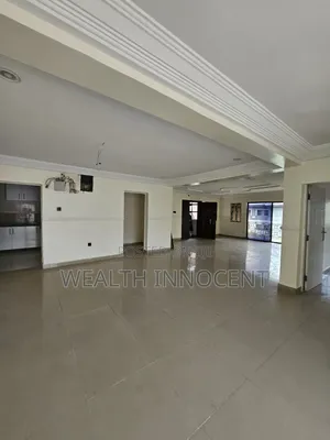 3bdrm Block of Flats in Area 11 for rent