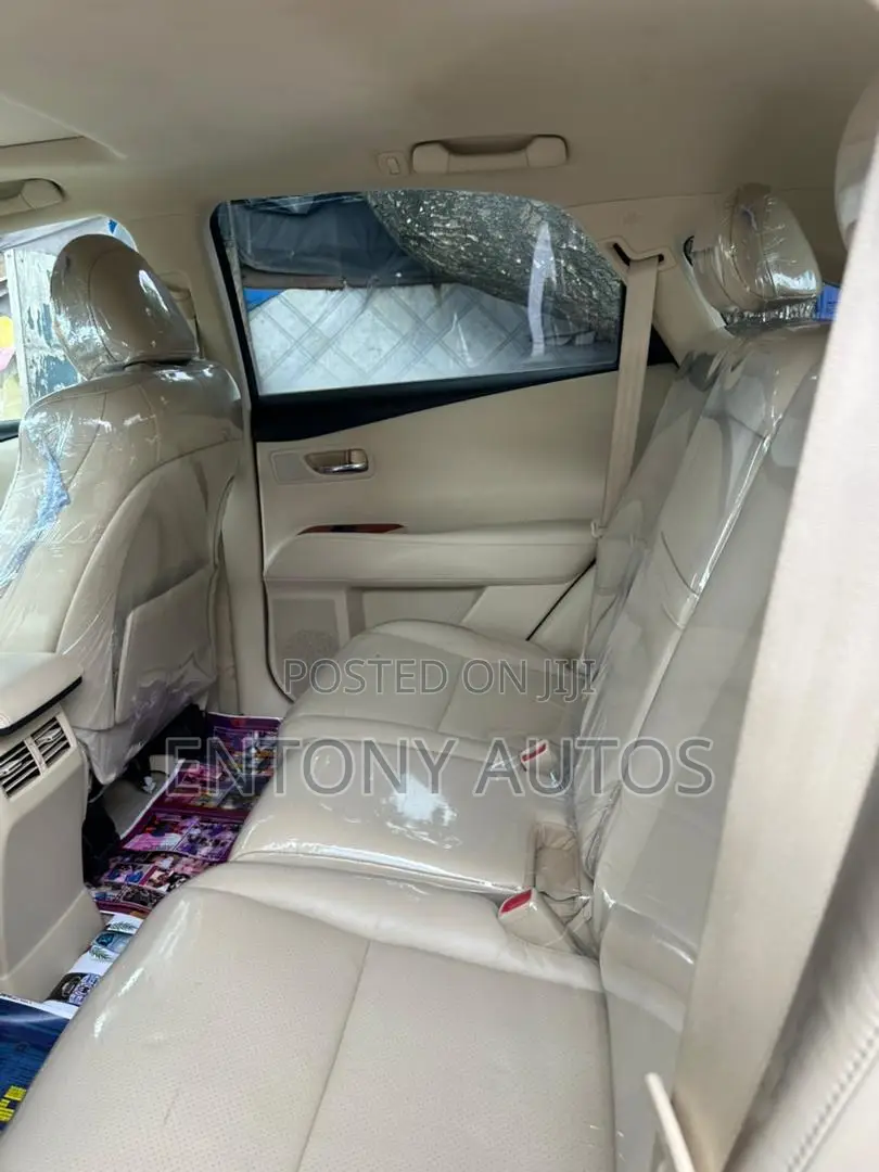 Lexus RX 350 2011 Gold