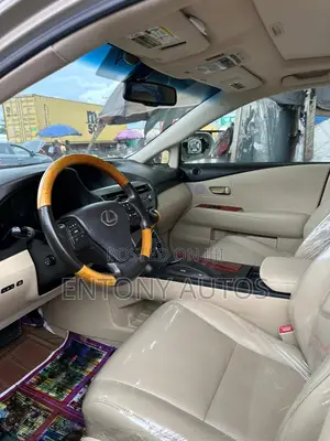 Lexus RX 350 2011 Gold