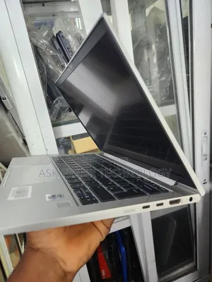 Laptop HP EliteBook 830 G7 8GB Intel Core i7 SSD 256GB