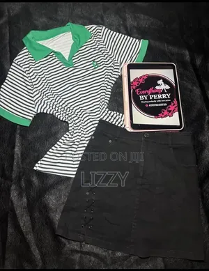 Bomshort and Top