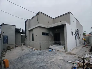 3bdrm Bungalow in Adetokun, Ologuneru for sale