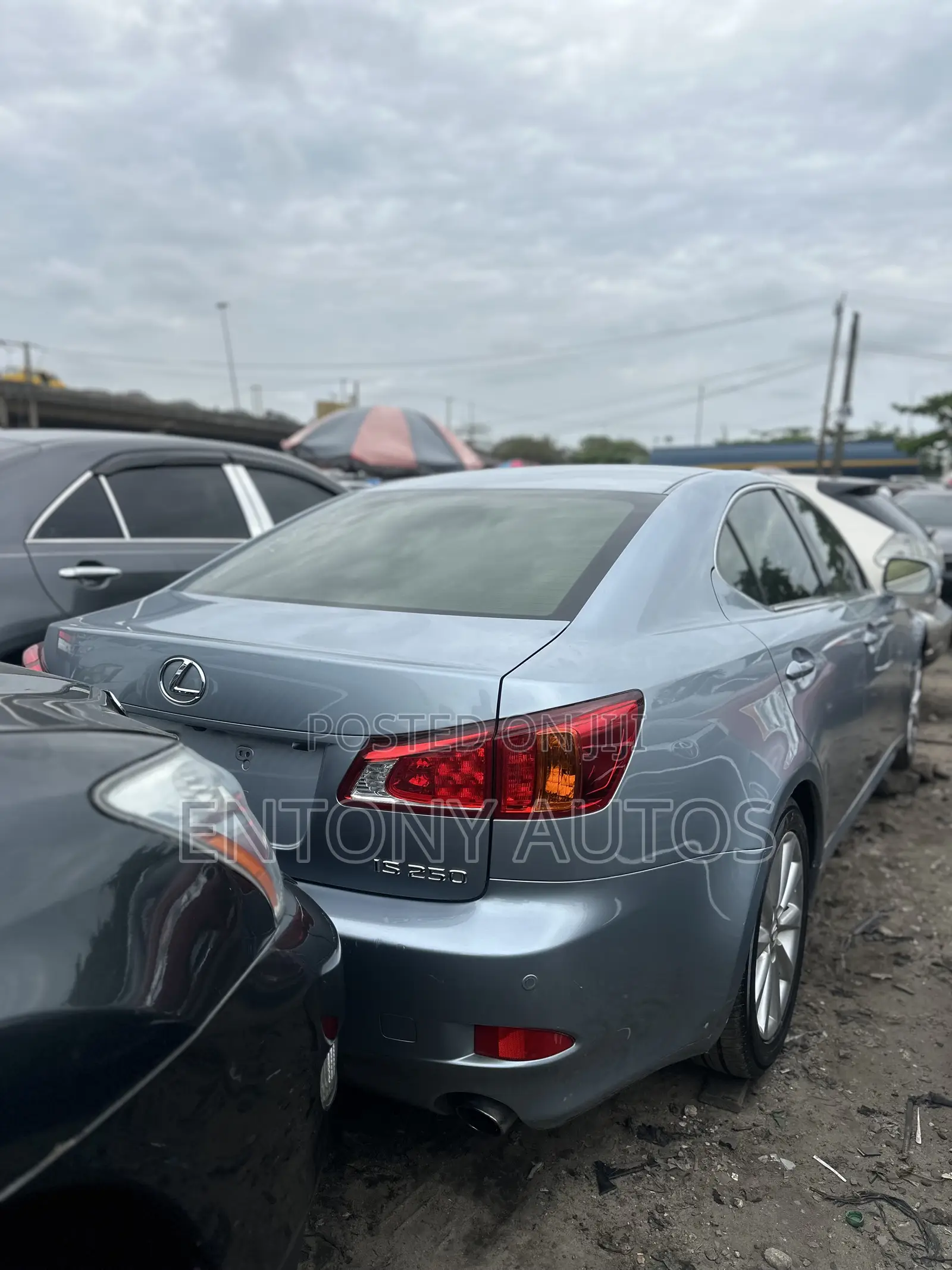 Lexus IS 250 Automatic 2010 Blue