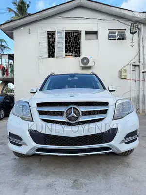 Mercedes-Benz GLK-Class 350 4MATIC 2013 White