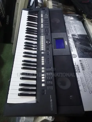 Uk Used Yamaha PSR-S650 Arranger Keyboard – Clean Perfect Sound