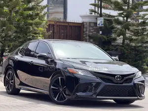 Toyota Camry XSE V6 FWD (3.5L 6cyl 8AM) 2018 Black