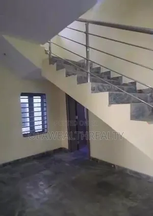 5bdrm Duplex in Jahi for rent
