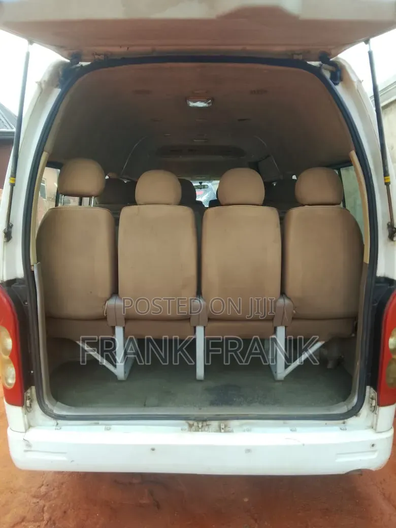 IVM 6600A 2010 White
