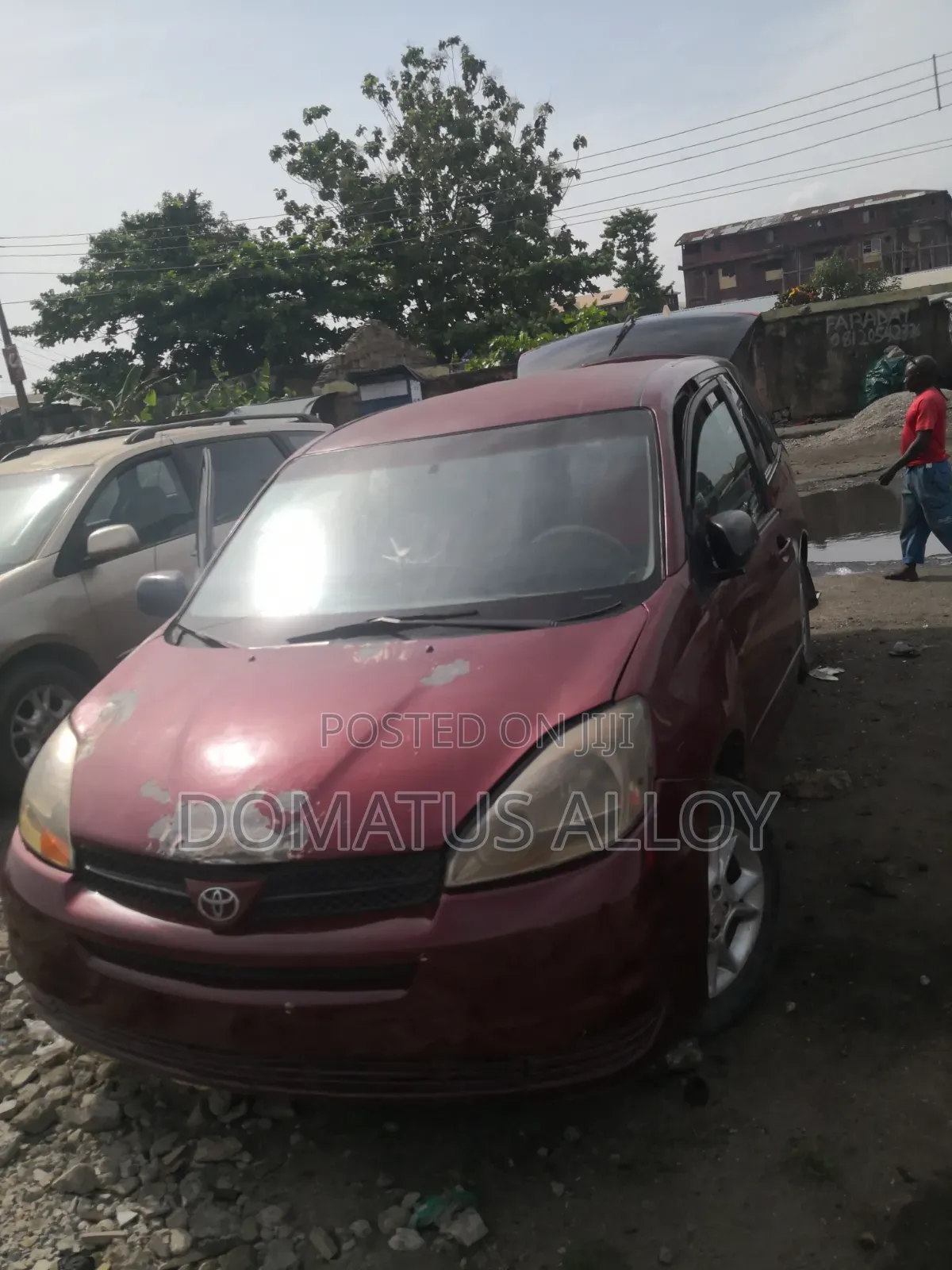 Toyota Alphard 2004 Red