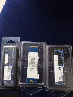 2 Terabyte SSD Cards With Plastic Case