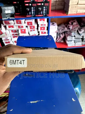 Dell Original 6mt4t E5470 E5570 Battery