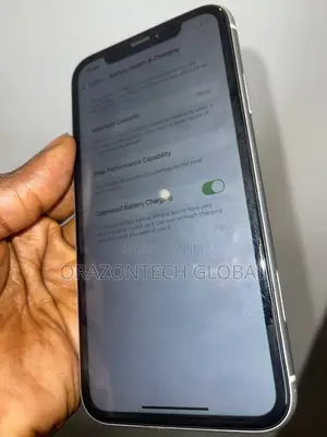 Apple iPhone XR 128 GB White