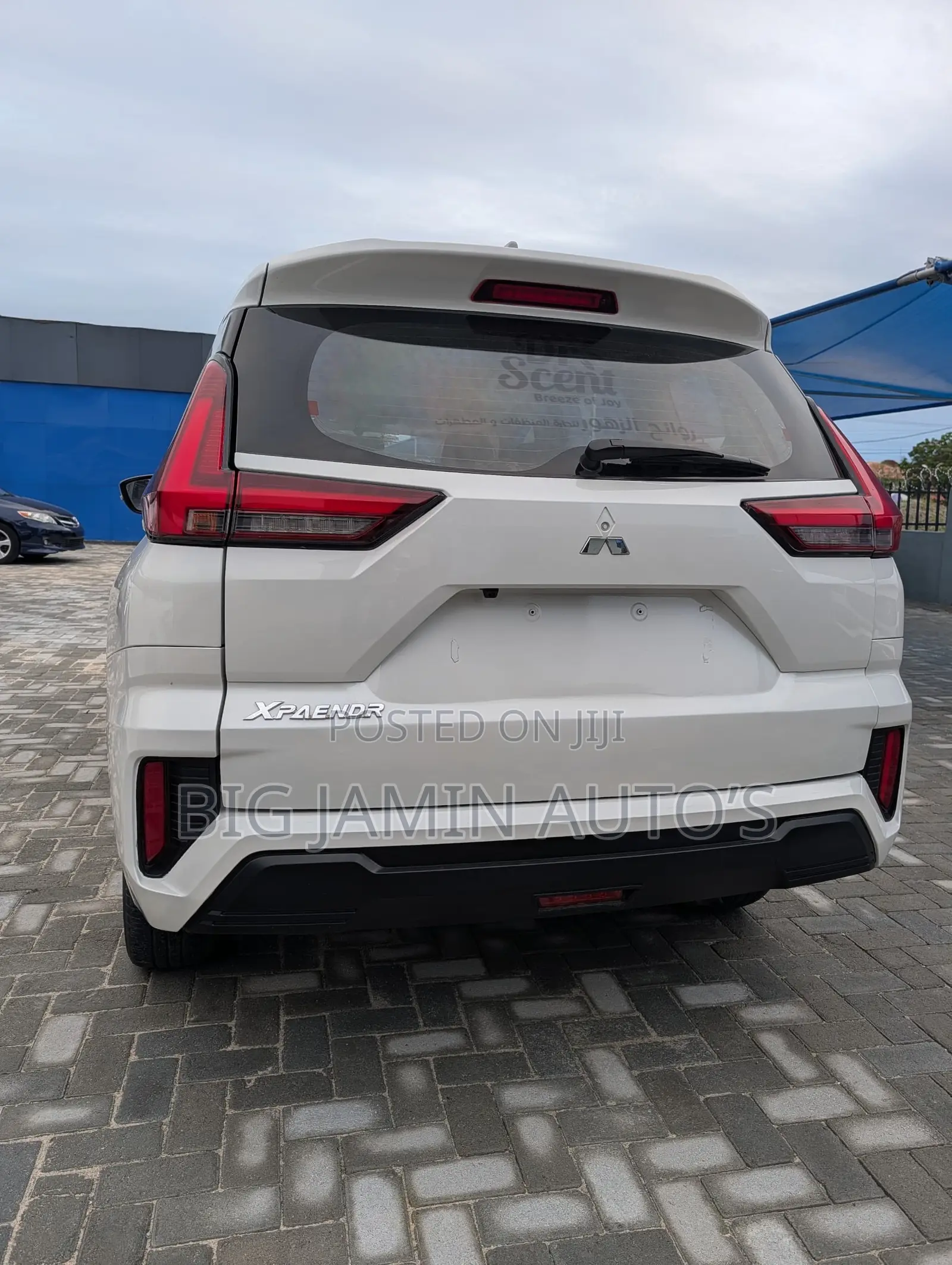 Mitsubishi Xpander 2023 White