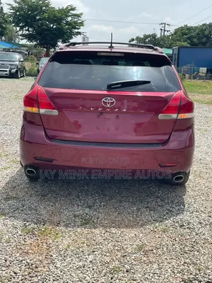Toyota Venza 2010 Red