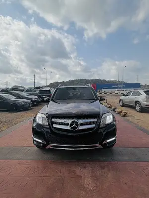 Mercedes-Benz GLK-Class Base GLK 350 4dr AWD 4MATIC (3.5L 6cyl 7A) 2015