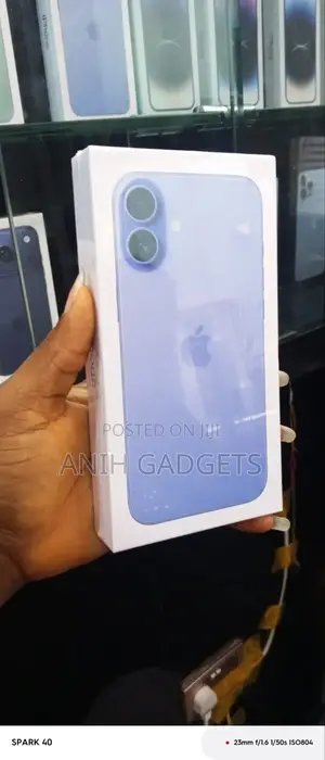 New Apple iPhone 16 Plus 128 GB Blue