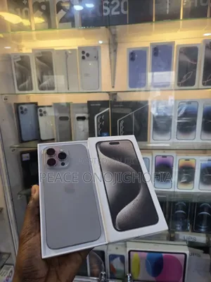 Apple iPhone 15 Pro Max 256 GB