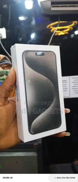 New Apple iPhone 15 Pro 256 GB