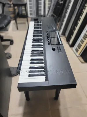 Komplete Kontrol Midi 61 Mk2