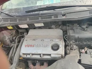 Toyota Alphard 2004 Red