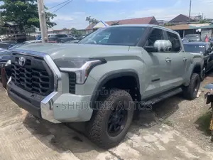 Toyota Tundra 2025