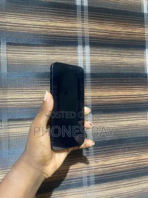 Apple iPhone 12 64 GB Black