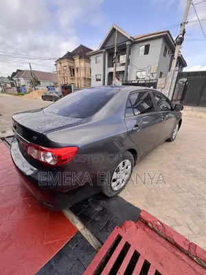 Toyota Corolla LE Special Edition 4dr Sedan (1.8L 4cyl 4A) 2013 Gray