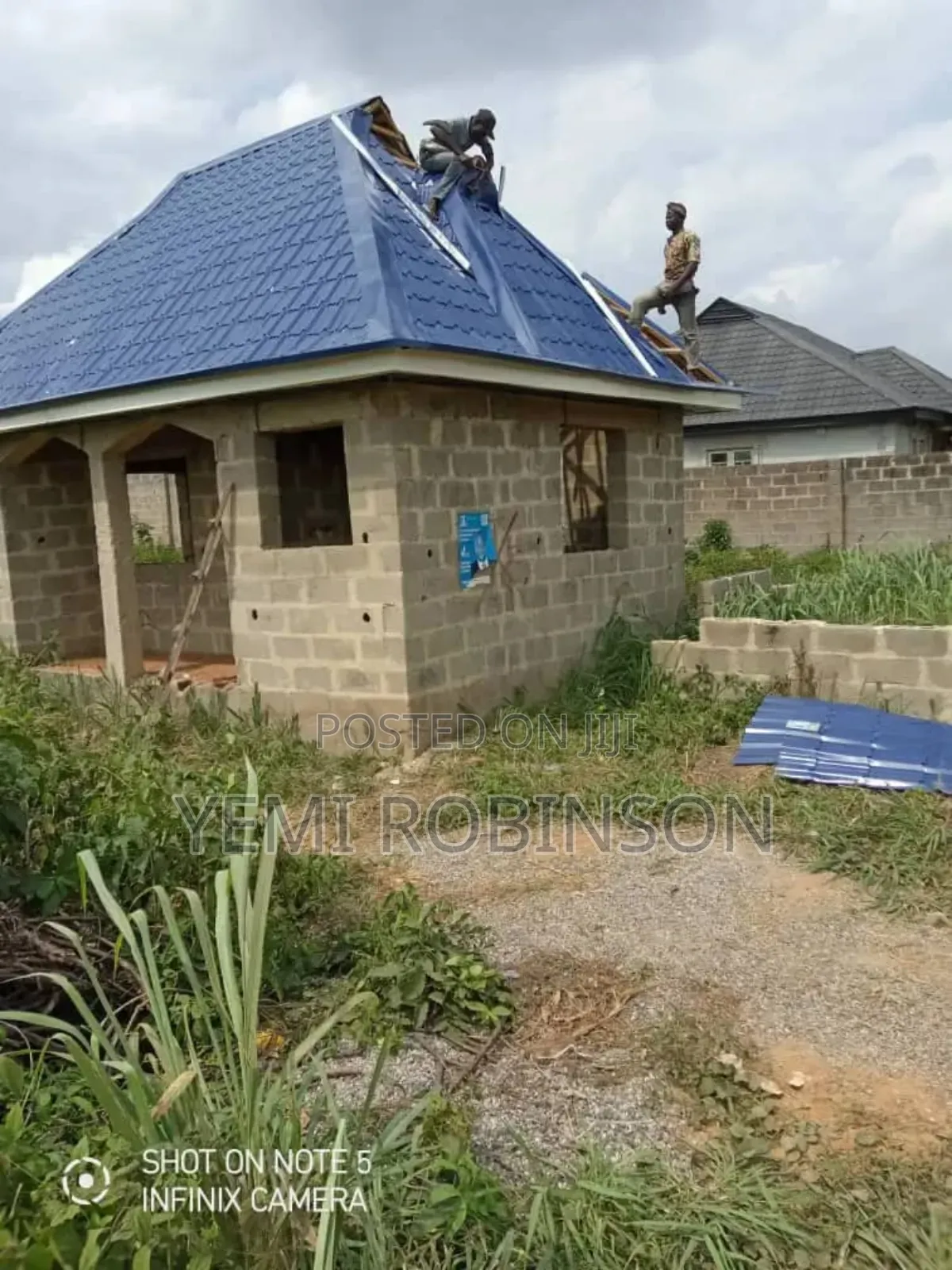 Modern House Roofing