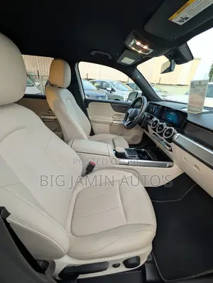 Mercedes-Benz GLB-Class GLB 250 4MATIC 2022 White