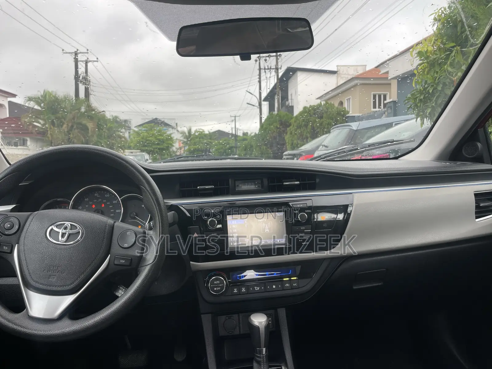 Toyota Corolla 2016 Red