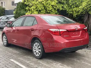 Toyota Corolla 2016 Red
