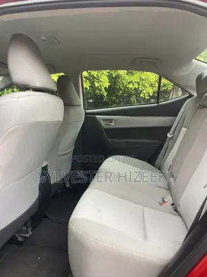 Toyota Corolla 2016 Red