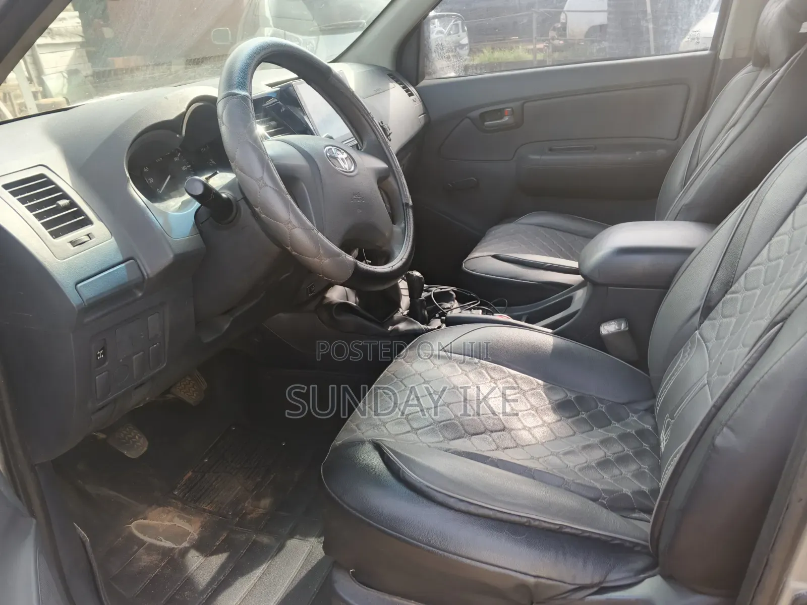 Toyota Hilux 2014 Silver