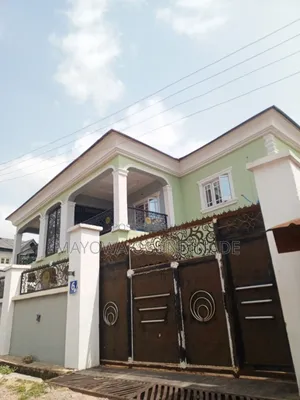 3bdrm Apartment in Ologuneru for rent