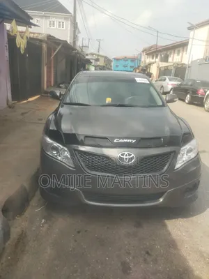 Toyota Camry 2011 Gray
