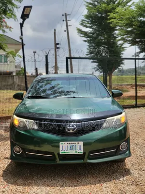 Toyota Camry SE Sport 4dr Sedan (2.5L 4cyl 6A) 2014 Green