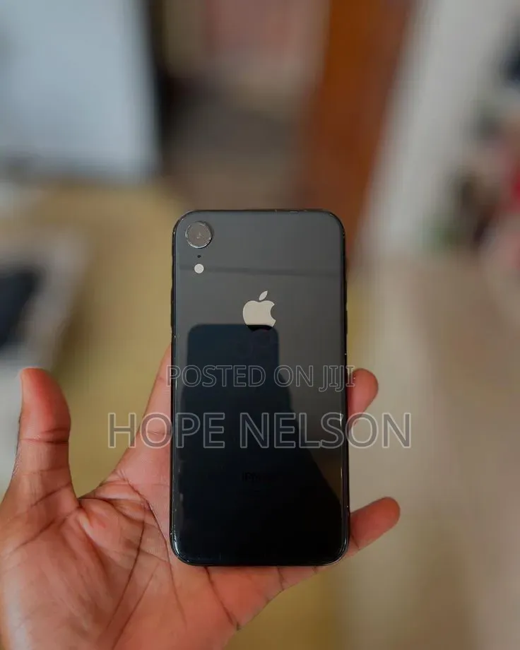 Apple iPhone XR 64 GB Black