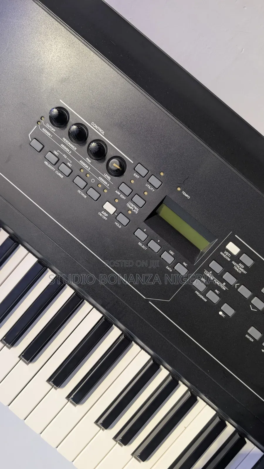 Yamaha Kx8 Studio Midi Controller Keyboard