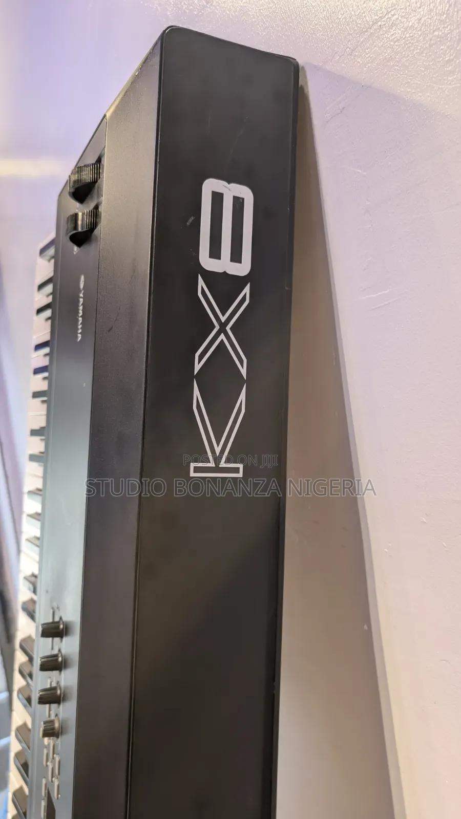 Yamaha Kx8 Studio Midi Controller Keyboard