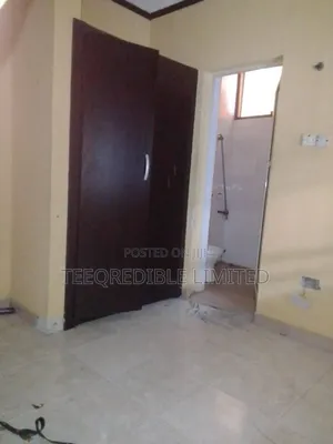 3bdrm Apartment in Diamond Estate, GRA Phase 2 Shangisha for rent
