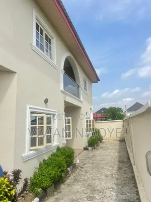 5bdrm Duplex in Fountain Spring, Sangotedo for rent